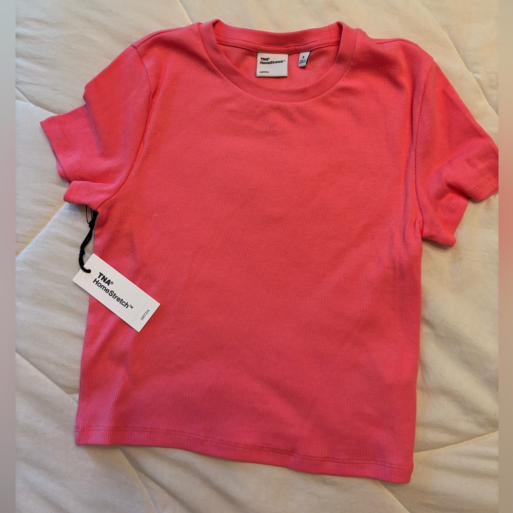 Aritzia TNA Shirt
